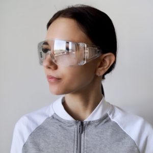 Очки защитные прозрачные с боковой вентиляцией от запотеваний